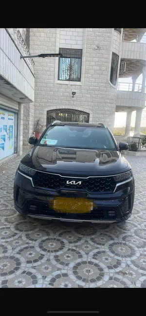 كيا-سورنتو-plugin-هايبرد-بطارية-كبيرة-57-كيلومتر-للشحنة-والسعر-بتلاقيش-زيه-ع-تحدي-بدي-اسافر-بدي-كاش