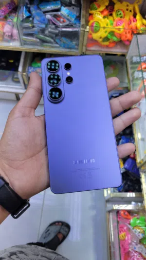 جالکسی 26 الترا 512GB رام 12 استخدام أسبوع فقط شبه جديد تماماً بحالة الوكالة