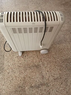 دفايه كهرباء يضاف لها الماء لجودة العمل متحركه يوجد اعجال لسهولة الحركه