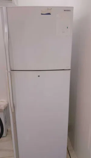 ثلاجه مستعمله نظيفه
