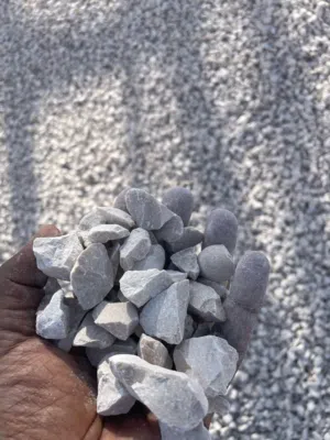 لدينا كسارات موبايلي وباور اسكرين للايجار للعقود الطويله في اي مكان داخل السلطنة