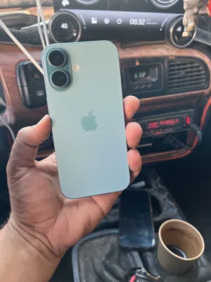 Apple iPhone 16 128 GB in Irbid