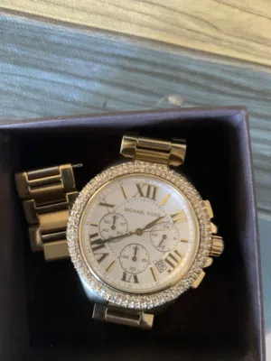 Gold Michael Kors for sale  in Ajloun