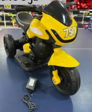 دراجة ناريه هارلي  شحن  ركوب لعمر من سنه و نص لغاية خمسة سنوات اصويه و اصوات