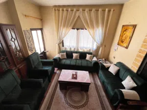 طقم كنب جديد 7مقاعد بحال الوكالة