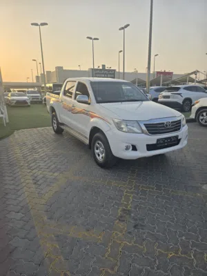 Used Toyota Hilux in Sharjah