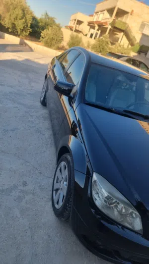 مارسيدس بنز C200 2009