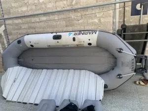 قارب بحالته الممتازه مافيه اي خلل