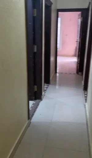 شقه للايجاراول الهرم فاطمه رشدي موقع مميز200متر برج اسنسيردوررابع تشطيب سوبرلوكس