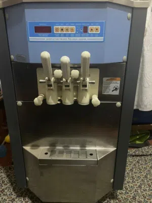 مكينه سكريم وكاله مستخدمه 3 شهور فقط