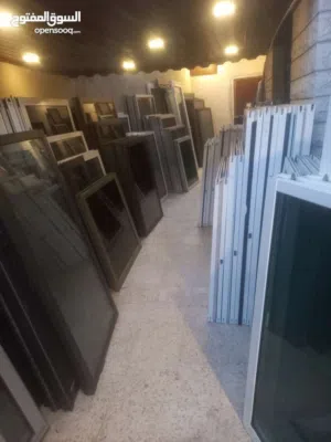 عالم المستعمل تسليم ابواب و شبابيك على المقاسات