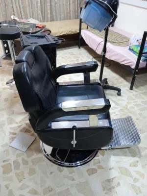 معدات صالون حلاقة