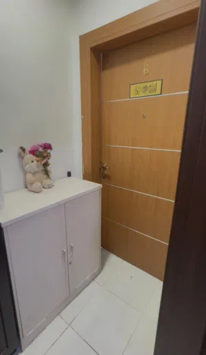 Flat for rent (furniture for sale) Khaitan Near LULU