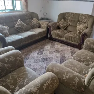 ‏أثاث غرف جلوس ‏.‏ مستعمل‏0
