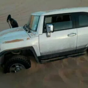 ابو انيس 