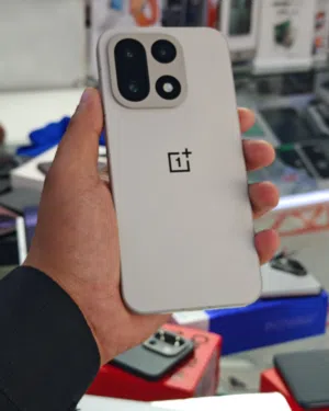 Oneplus 15  12/512GB