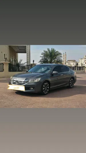 هوندا اكورد 2015