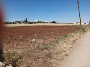 ارض للبيع في موقع مميز في مادبا من المالك مباشرة