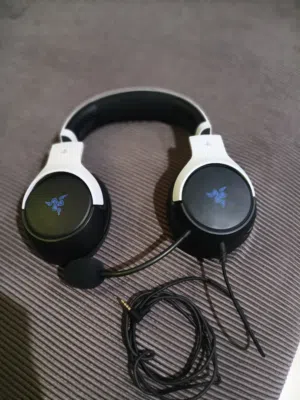 سماعة من شركرة ريزر(Razer) أصلية تحتوي على ميك
