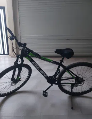 للبيع سيكل شبه جديد استعمال اقل من شهر مقاس 29