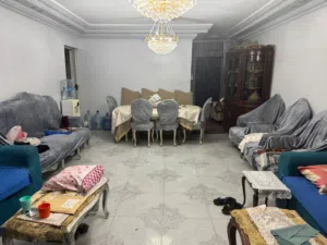 شقه للبيع بأرض الجولف