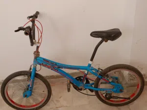 دراجة هوائية من نوع bmx بحالة جيدة للبيع