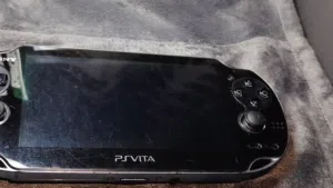 للبيع PS Vita 1000 (OLED) – أسود