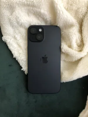 Apple iPhone 15 128 GB in Salt