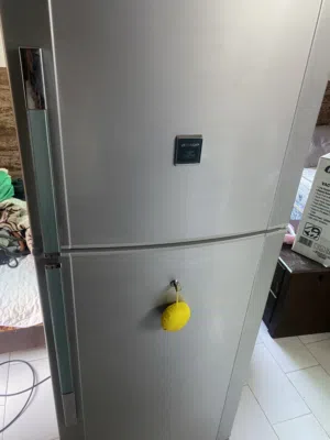 تلاجه شارب