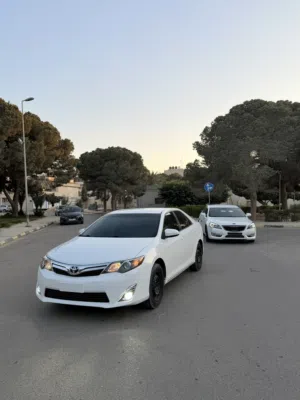 TOYOTA CAMRE 2014