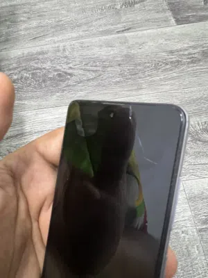 a51 الجهاز كويس عيبه شق بسيط في الشاشه
