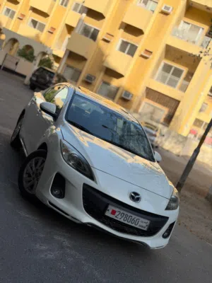 Mazda 3 model 2014 full option in excellent condition