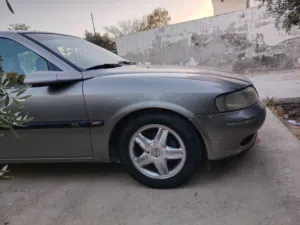 Used Opel Vectra in Amman