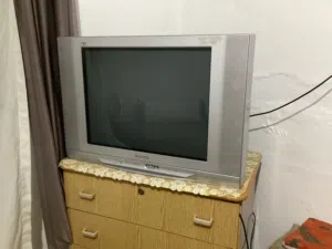 27" Other monitors for sale  in Amman