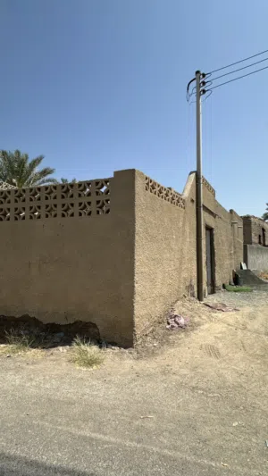 151 m2 4 Bedrooms Townhouse for Sale in Al Dakhiliya Nizwa
