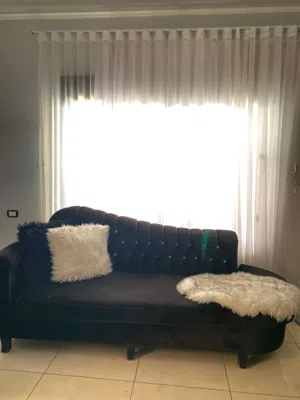 طقم من ثلاث قطع استخدام شبه جديد
