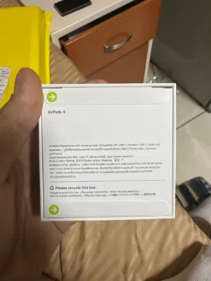 ايربودز للبيع