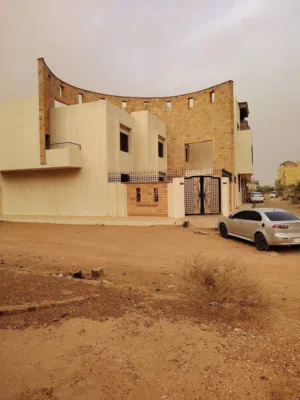 400-m2-more-than-6-bedrooms-villa-for-sale-in-khartoum-alfeyha-street