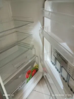 DAEWOO FRIDGE 100 LITTRS FOR SALE FOR ONLY 300 AED