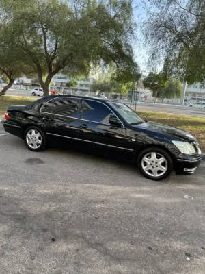 Used Lexus LS in Abu Dhabi