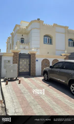 فيلا مؤسسه للإيجار السنوي في المعبيله شارع النور
