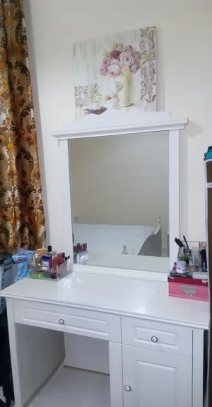 غرفة نوم من هوم سنتر كينج سايز