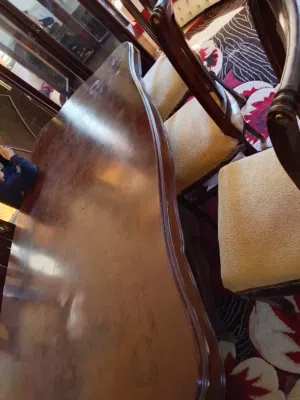 غرفة سفره كاملها مع فضيه كضائه مع دنسوار خشب زان اربد شارع ايدون