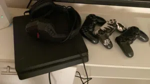 PlayStation 4 PlayStation for sale in Mafraq
