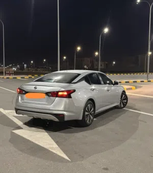 Used Nissan Altima in Al Batinah