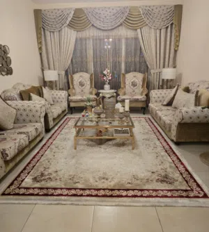 طقم كنب 3+2+2+1+1 Sofa set 3+2+2+1+1 مع سجادة وستائر