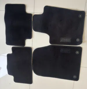 Jeep Grand Cherokee Floor Mats / دعاسات أرضية Set (2011–2021) – Original, Like New