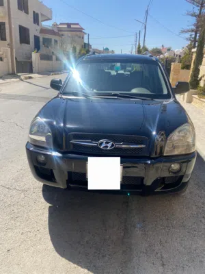 هونداي توسان، موديل 2008 ، بحالة جيدة جدًا ، مالك واحد ، فحص كامل ، ماتور 2000 ، فحص 4 جيد