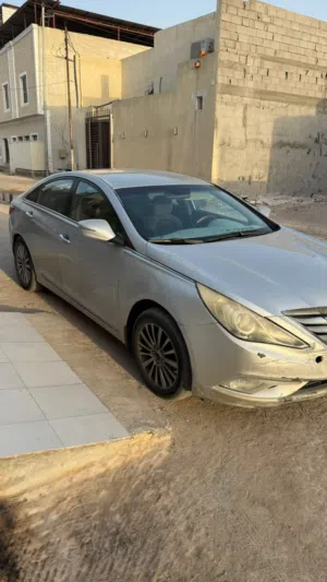 Used Hyundai Sonata in Basra