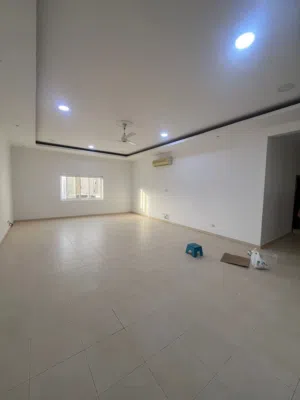100 m2 3 Bedrooms Apartments for Rent in Central Governorate Tubli